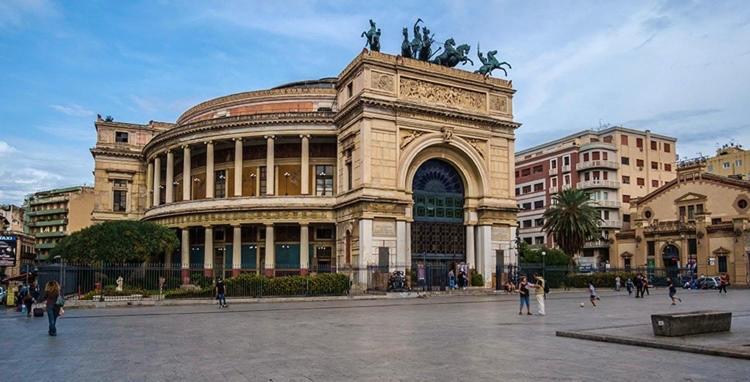 Bonorum Palermo Esterno foto